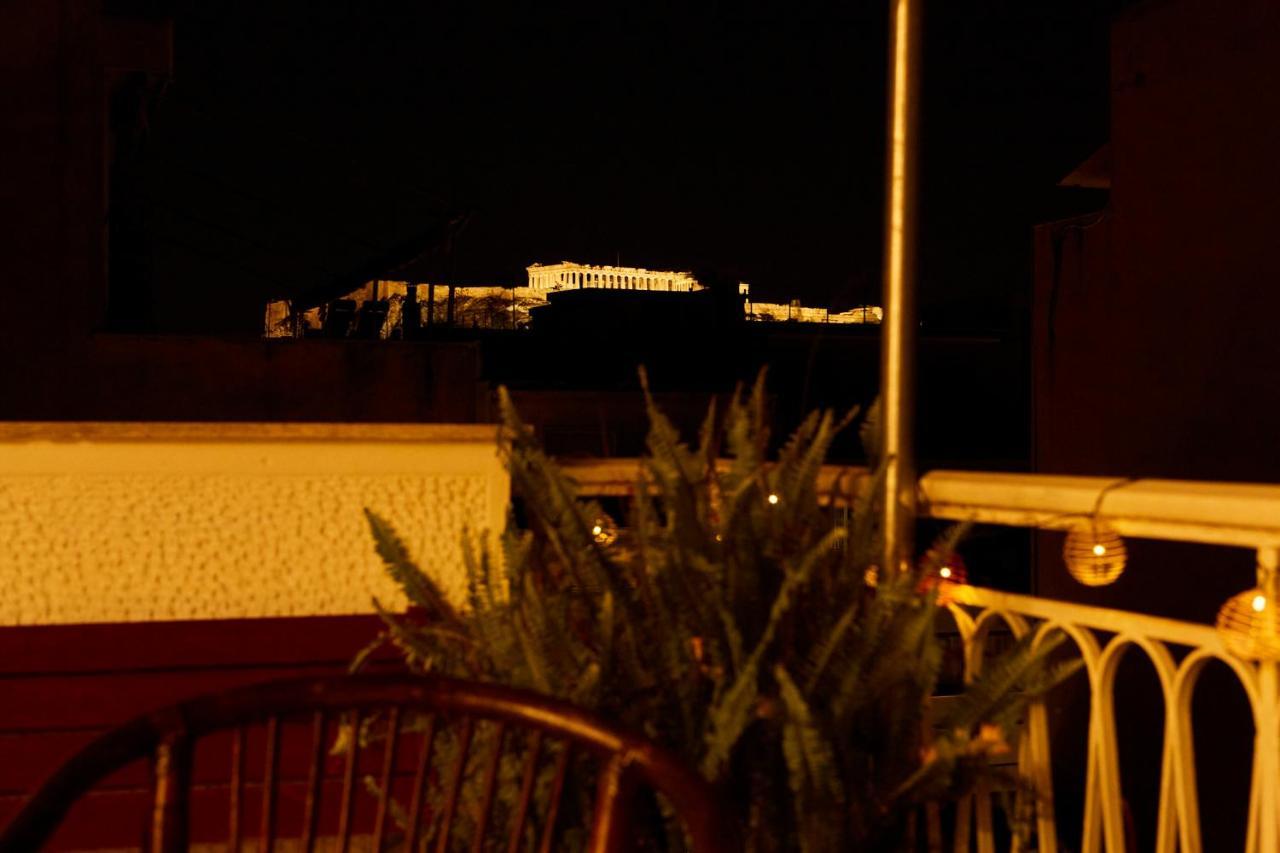 Apartamento Mosaics Aprtm In The Historical Centre With Acropolis View Atenas Exterior foto